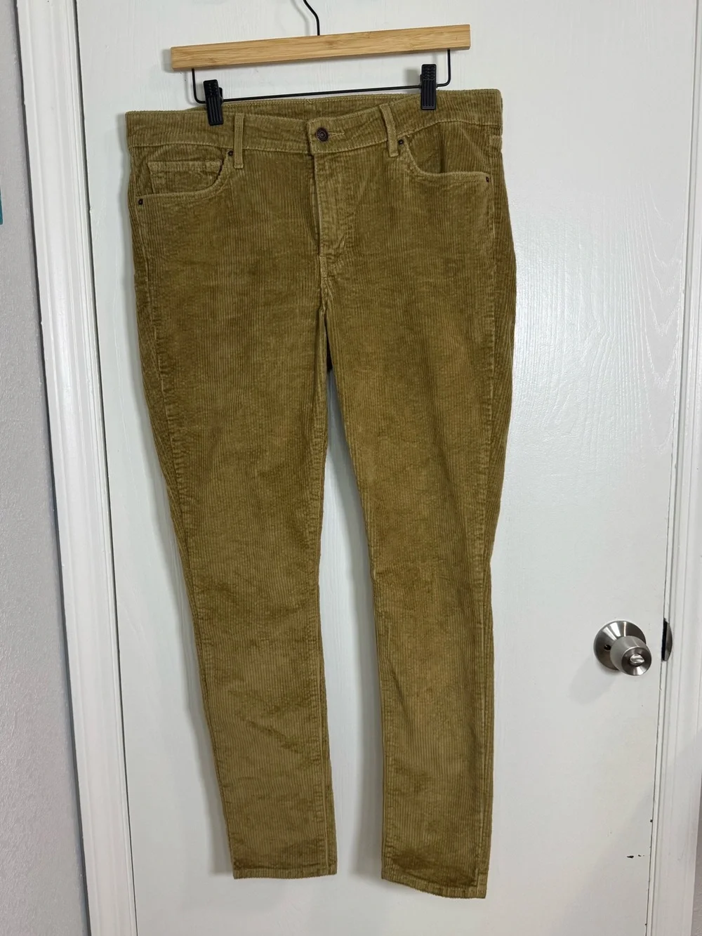 Levi's Corduroy Slim Fit Pants Men’s Size W32 L30 Tan Classic Casual Skater